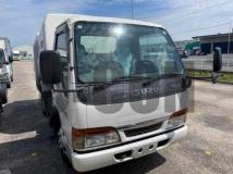 2004 Isuzu Elf Truck