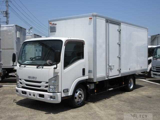 2019 Isuzu Elf Truck