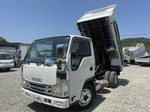 2016 Isuzu Elf Truck