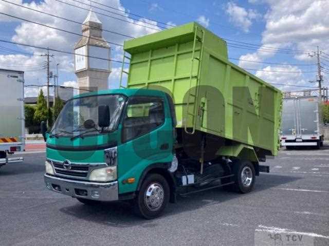 2010 Hino Dutro