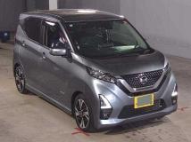 2022 Nissan Nissan Others