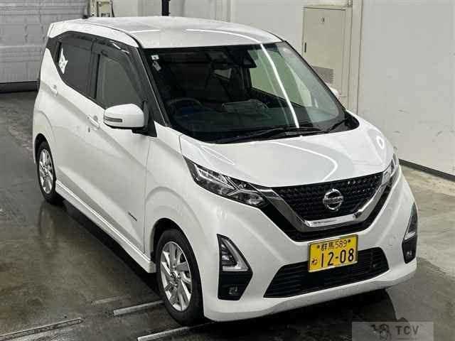 2021 Nissan Nissan Others