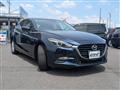 2017 Mazda Axela