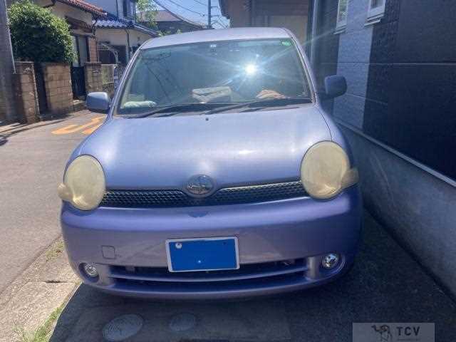 2003 Toyota Sienta