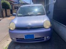 2003 Toyota Sienta