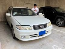 1999 Nissan Avenir