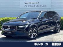 2025 Volvo V60