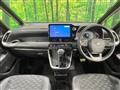 2022 Toyota Voxy