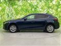 2017 Mazda Axela