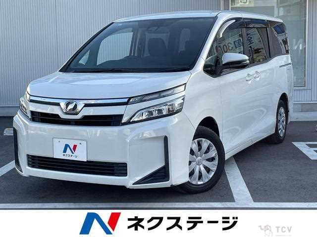 2017 Toyota Voxy
