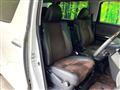 2013 Toyota Alphard G
