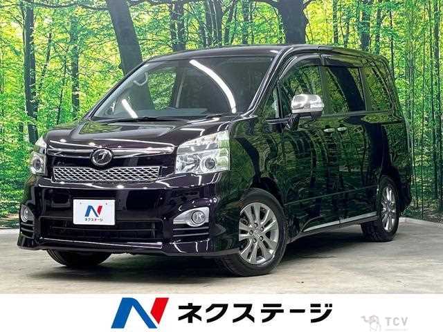 2013 Toyota Voxy
