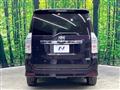 2013 Toyota Voxy