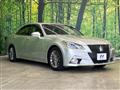 2013 Toyota Crown Hybrid