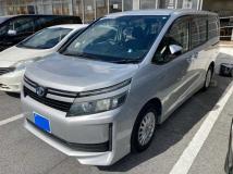 2014 Toyota Voxy
