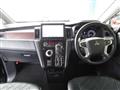 2019 Mitsubishi Delica D5