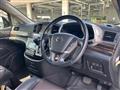 2014 Nissan Elgrand