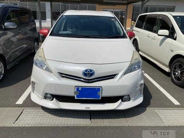 2012 Toyota PRIUS α