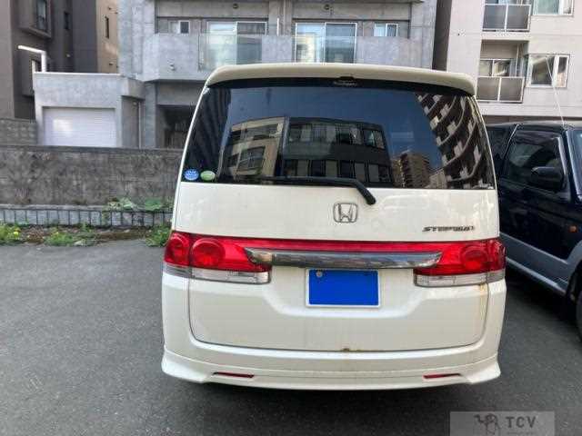 2005 Honda Step WGN