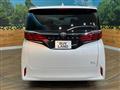 2025 Toyota Alphard Hybrid