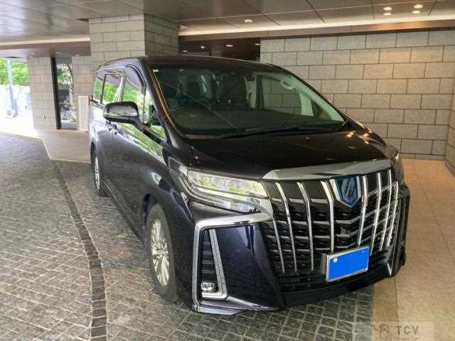 2018 Toyota Alphard Hybrid