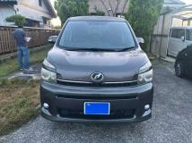 2011 Toyota Voxy