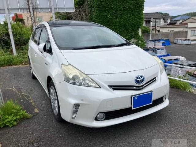 2012 Toyota PRIUS α