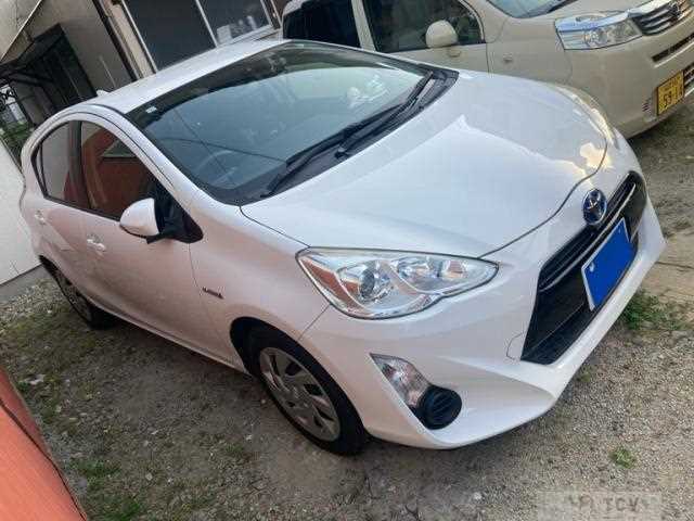 2015 Toyota AQUA