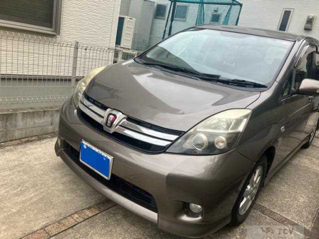 2012 Toyota Isis