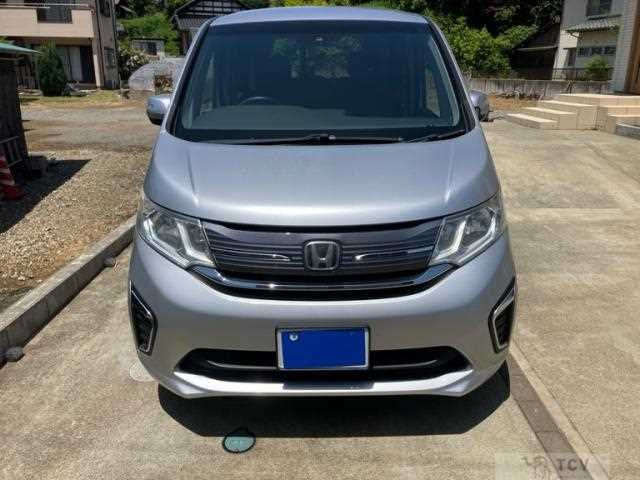 2017 Honda Step WGN