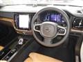 2025 Volvo V60