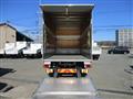 2013 Isuzu Elf Truck