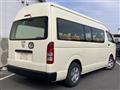 2015 Toyota Hiace Commuter