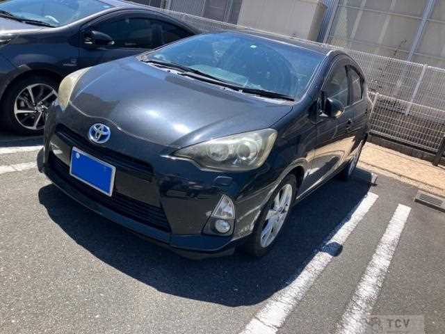 2013 Toyota AQUA