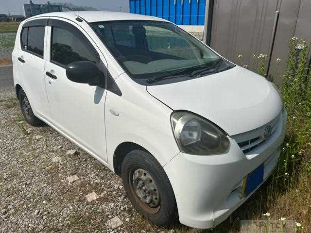 2013 Daihatsu Mira