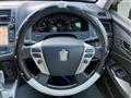 2012 Toyota Crown