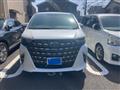 2023 Toyota Alphard Hybrid