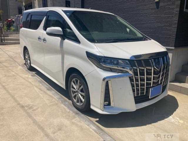 2022 Toyota Alphard Hybrid
