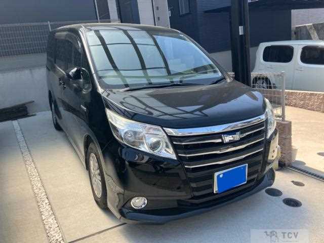 2015 Toyota Noah