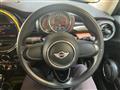2017 BMW MINI