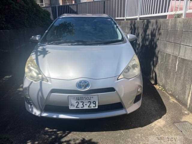 2012 Toyota AQUA