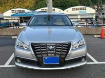 2014 Toyota Crown