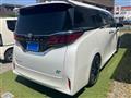 2023 Toyota Alphard Hybrid