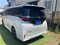 2023 Toyota Alphard Hybrid