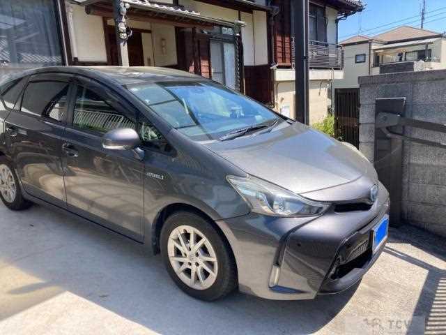 2015 Toyota PRIUS α
