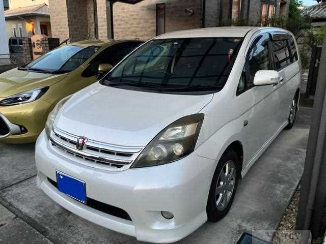 2010 Toyota Isis