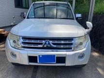 2010 Mitsubishi Pajero