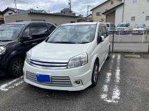 2008 Nissan Lafesta