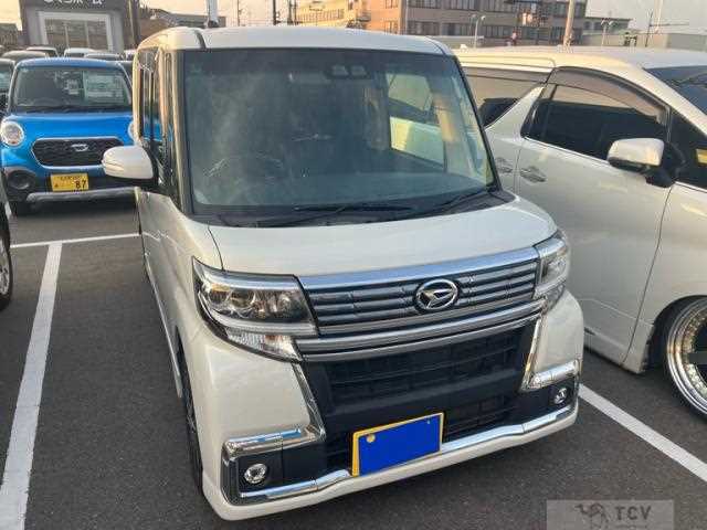 2017 Daihatsu Tanto
