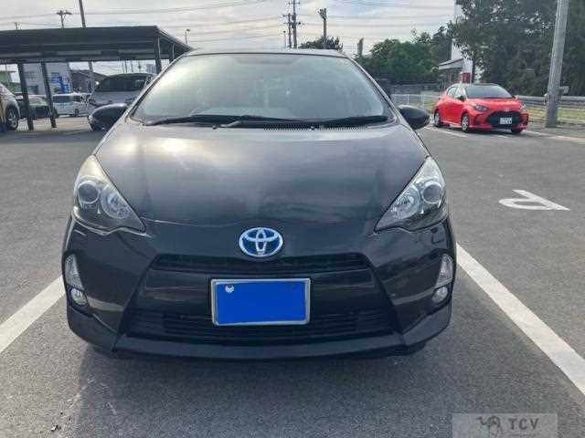 2014 Toyota AQUA